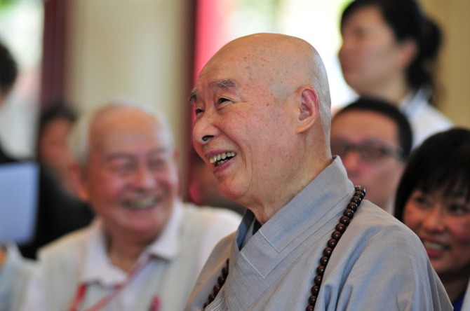 净土法门法师:想就想阿弥陀佛,念就念阿弥陀佛,想就想《无量寿经》,念就念《无量寿经》,这决定得生 净土法门法师:想就想阿弥陀佛,念就念阿弥陀佛,想就想《无量寿经》,念就念《无量寿经》,这决定得生